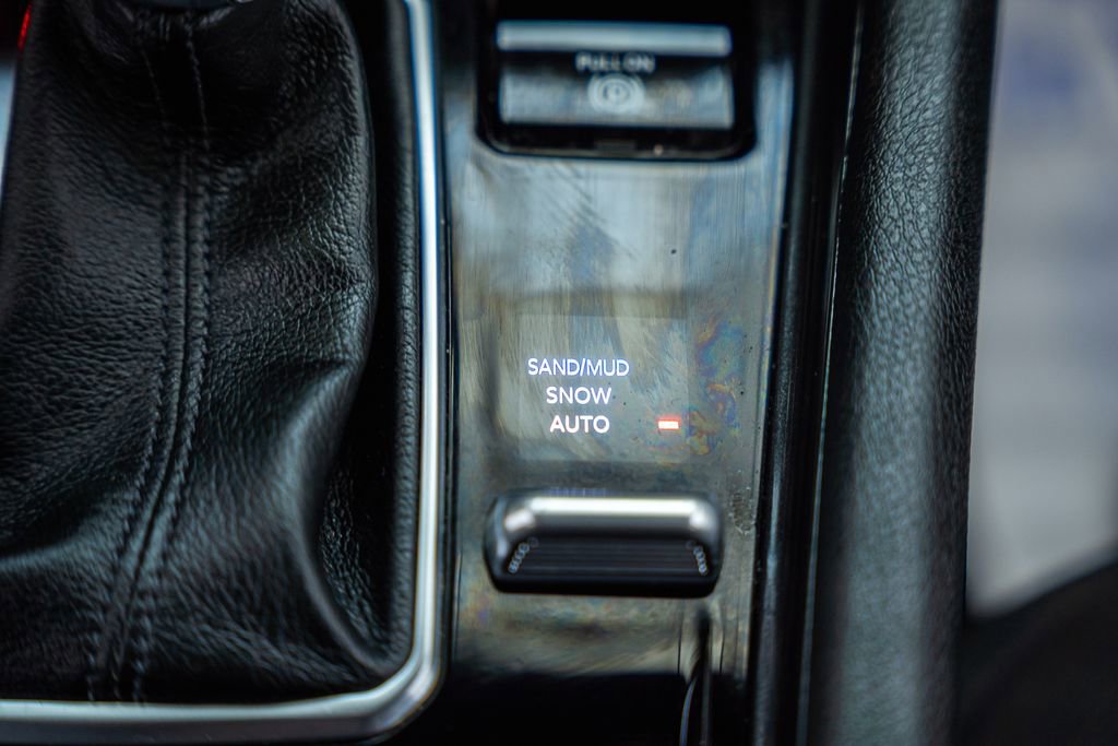 Used 2024 Jeep Compass Sport AWD/4WD image 24