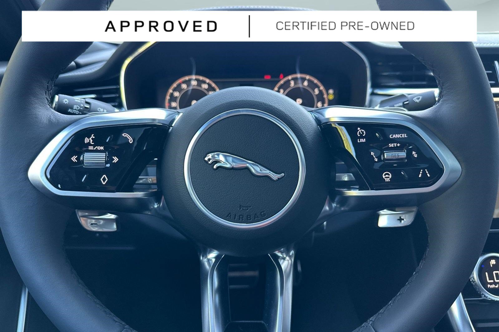 Used 2024 Jaguar XF R-Dynamic SE AWD/4WD image 11