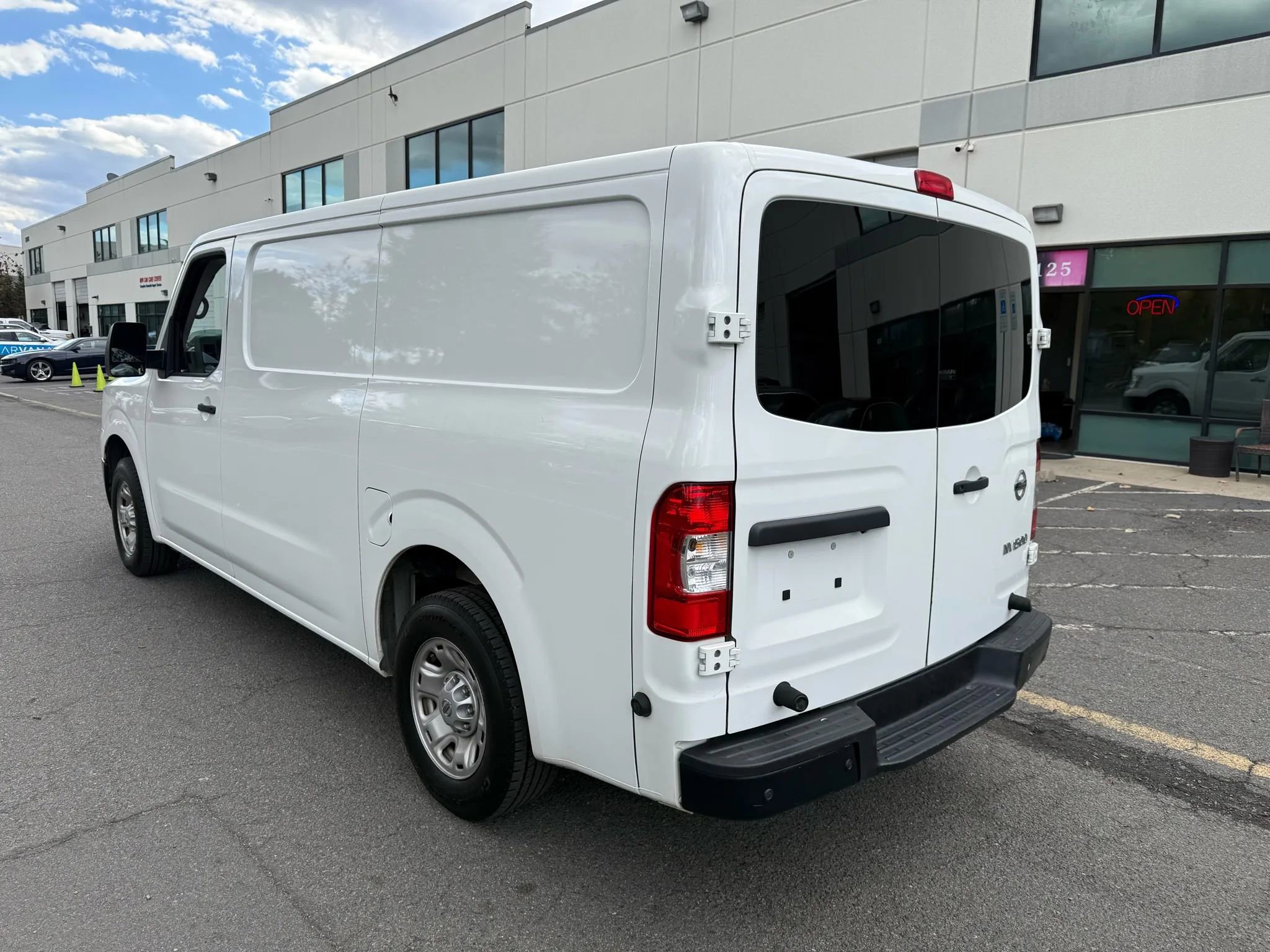 Used 2019 Nissan NV 1500 SV w/ Navigation Package image 8