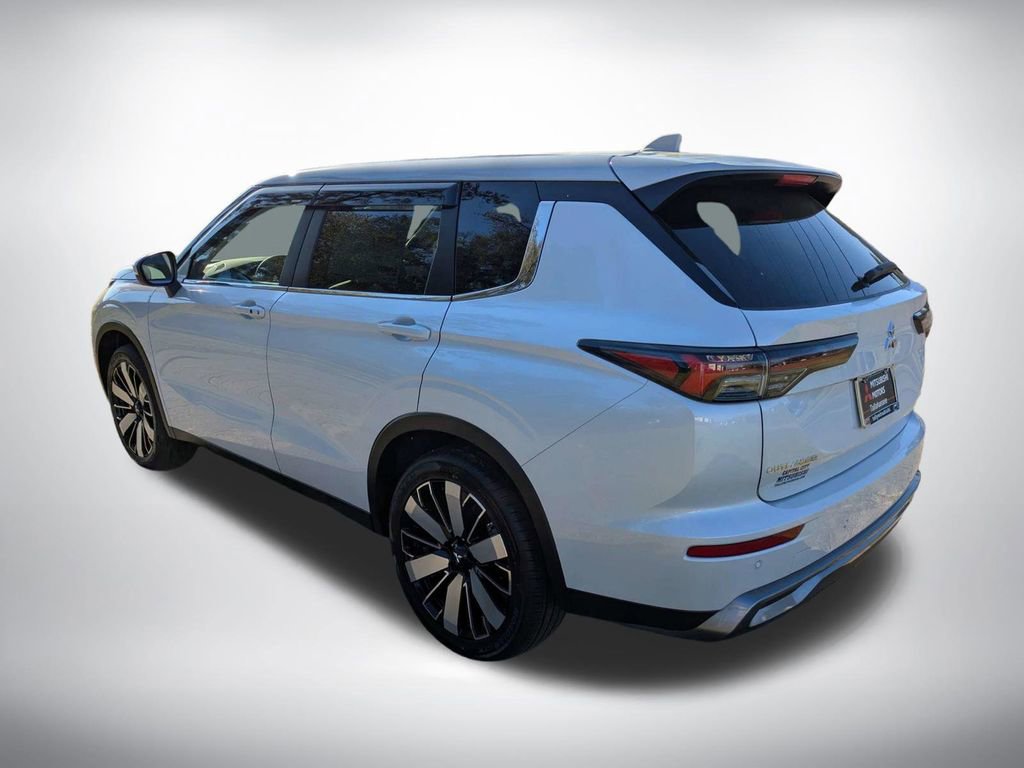 New 2026 Mitsubishi Outlander SE FWD image 6