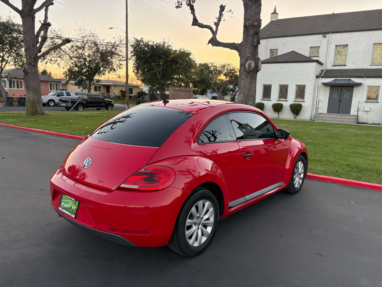 Used 2015 Volkswagen Beetle 1.8T Classic image 5