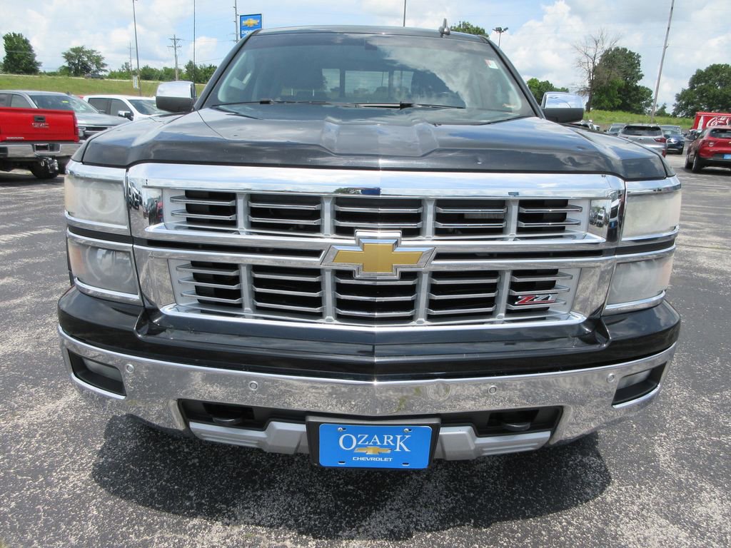 Used 2015 Chevrolet Silverado 1500 LTZ Z71 w/ LTZ Plus Package AWD/4WD image 8
