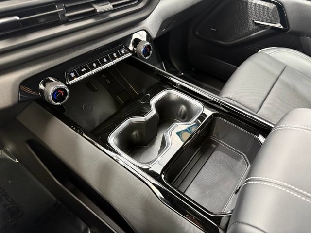 Used 2026 Chevrolet Silverado EV LT AWD/4WD image 42