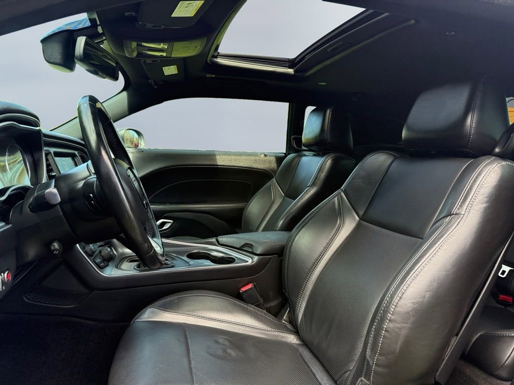 Used 2018 Dodge Challenger SXT Plus RWD image 15