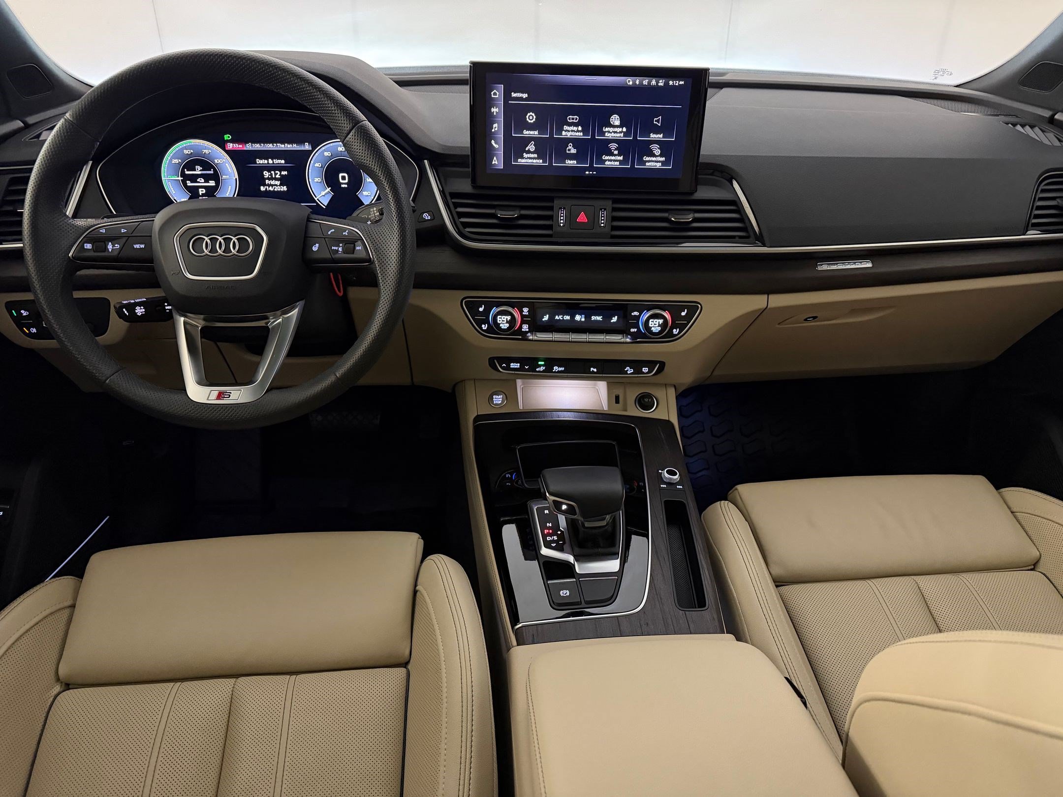 Certified 2024 Audi Q5 e Premium Plus AWD/4WD image 15