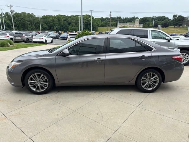 Used 2017 Toyota Camry SE FWD image 4