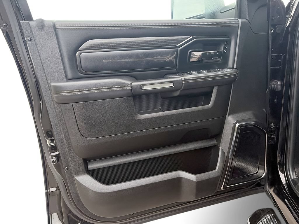 Used 2023 RAM 2500 Limited AWD/4WD image 23