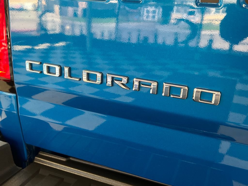 Used 2021 Chevrolet Colorado Z71 AWD/4WD image 12
