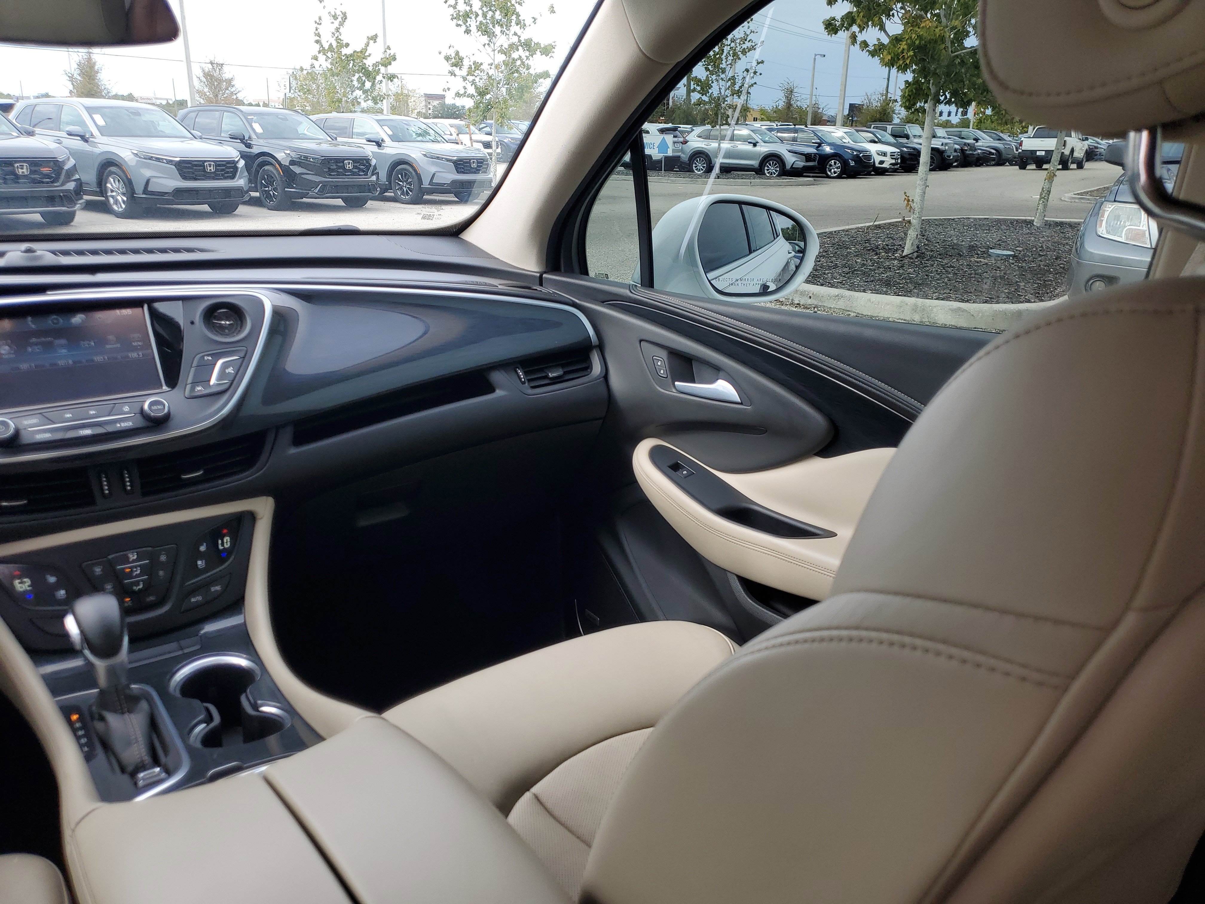 Used 2017 Buick Envision Premium w/ Driver Confidence Package image 22