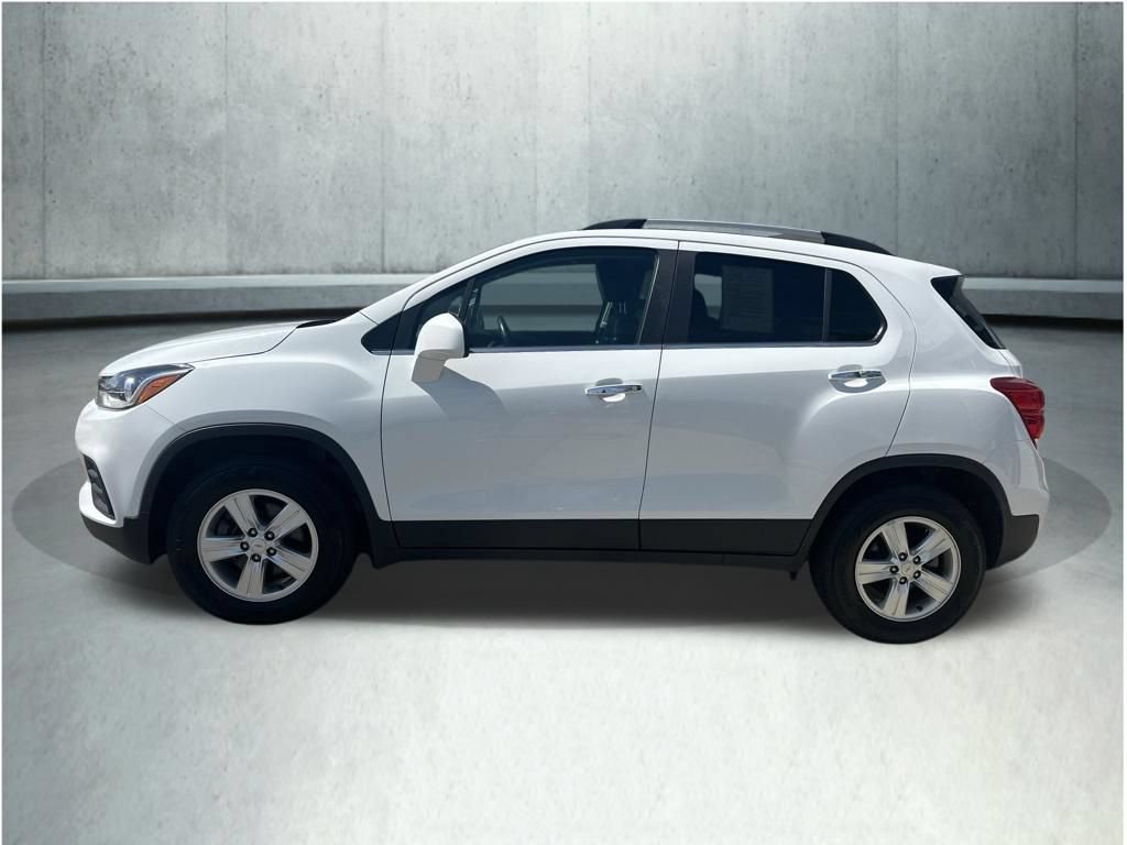 Used 2019 Chevrolet Trax LT w/ LT Convenience Package AWD/4WD image 2