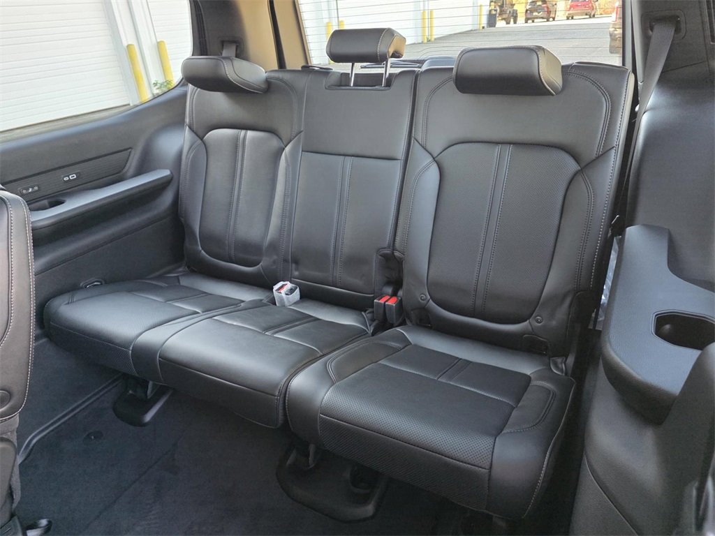 New 2025 Jeep Wagoneer Series II image 16