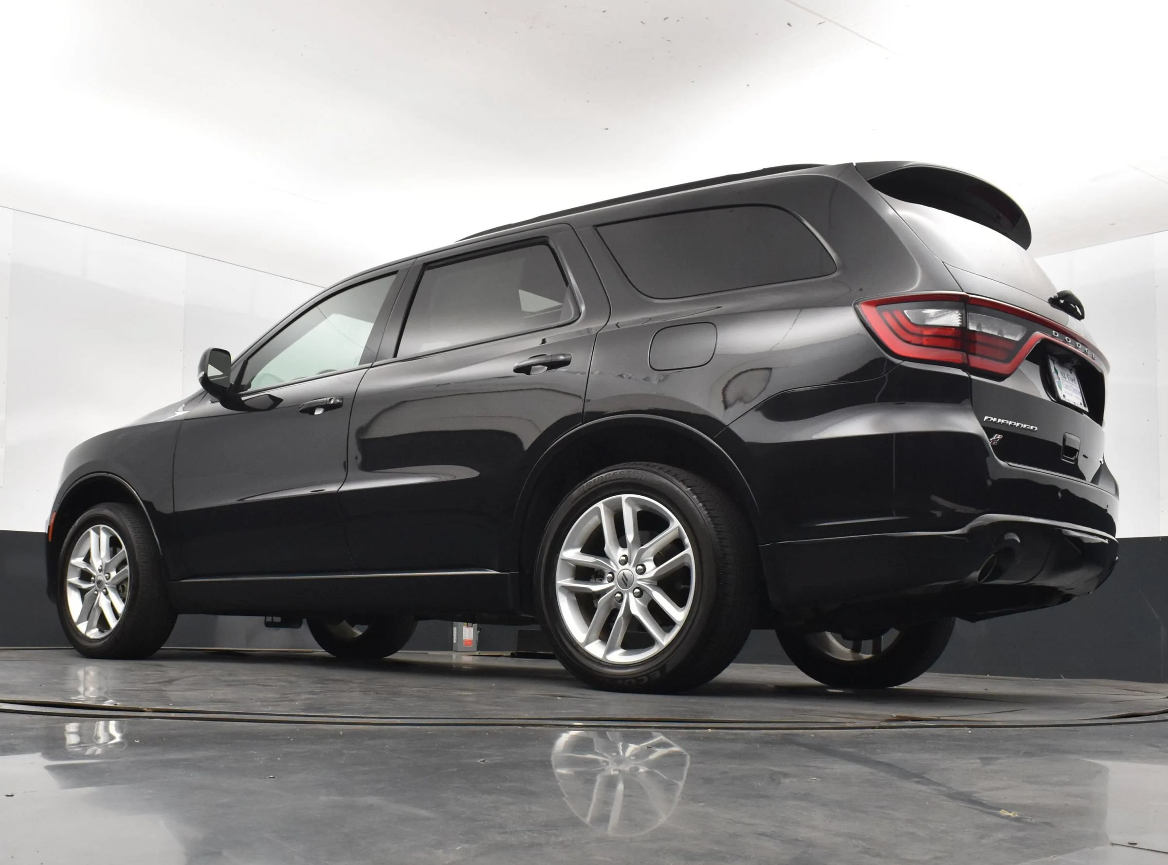 Used 2024 Dodge Durango GT AWD/4WD image 12