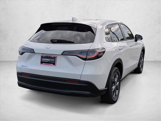 New 2026 Honda HR-V LX image 2