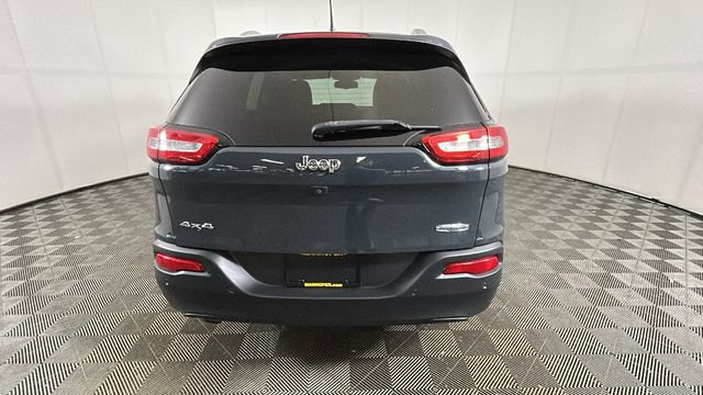 Used 2018 Jeep Cherokee Latitude Plus w/ Comfort/Convenience Group AWD/4WD video 3