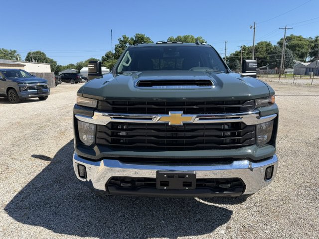New 2026 Chevrolet Silverado 3500 LT w/ All Star Edition AWD/4WD image 8