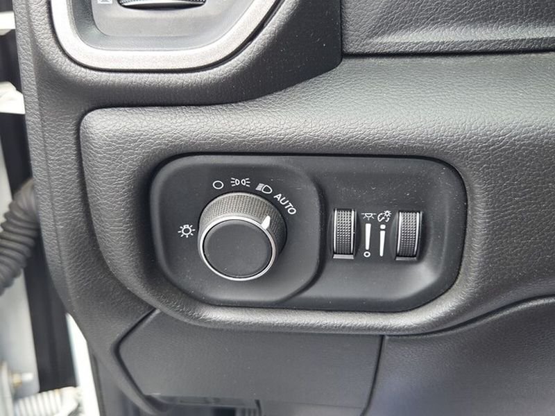 Used 2020 RAM 3500 Tradesman AWD/4WD image 28