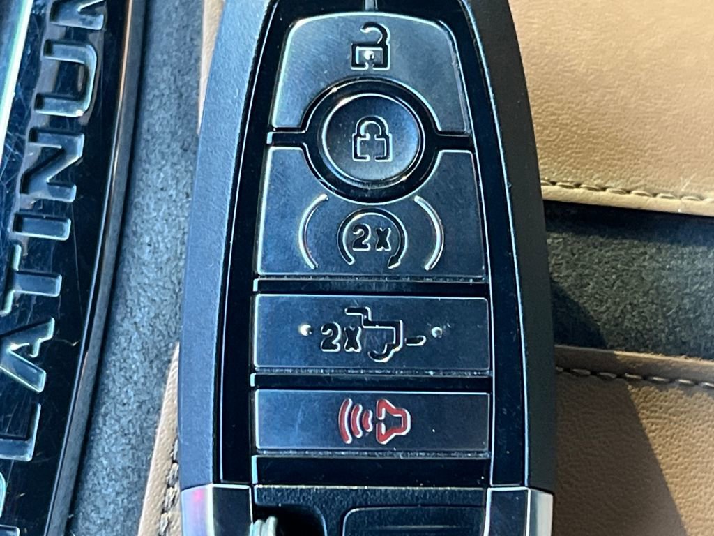 Used 2024 Ford F350 Platinum image 23