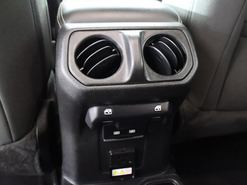 Used 2023 Jeep Wrangler Unlimited Sahara AWD/4WD image 31