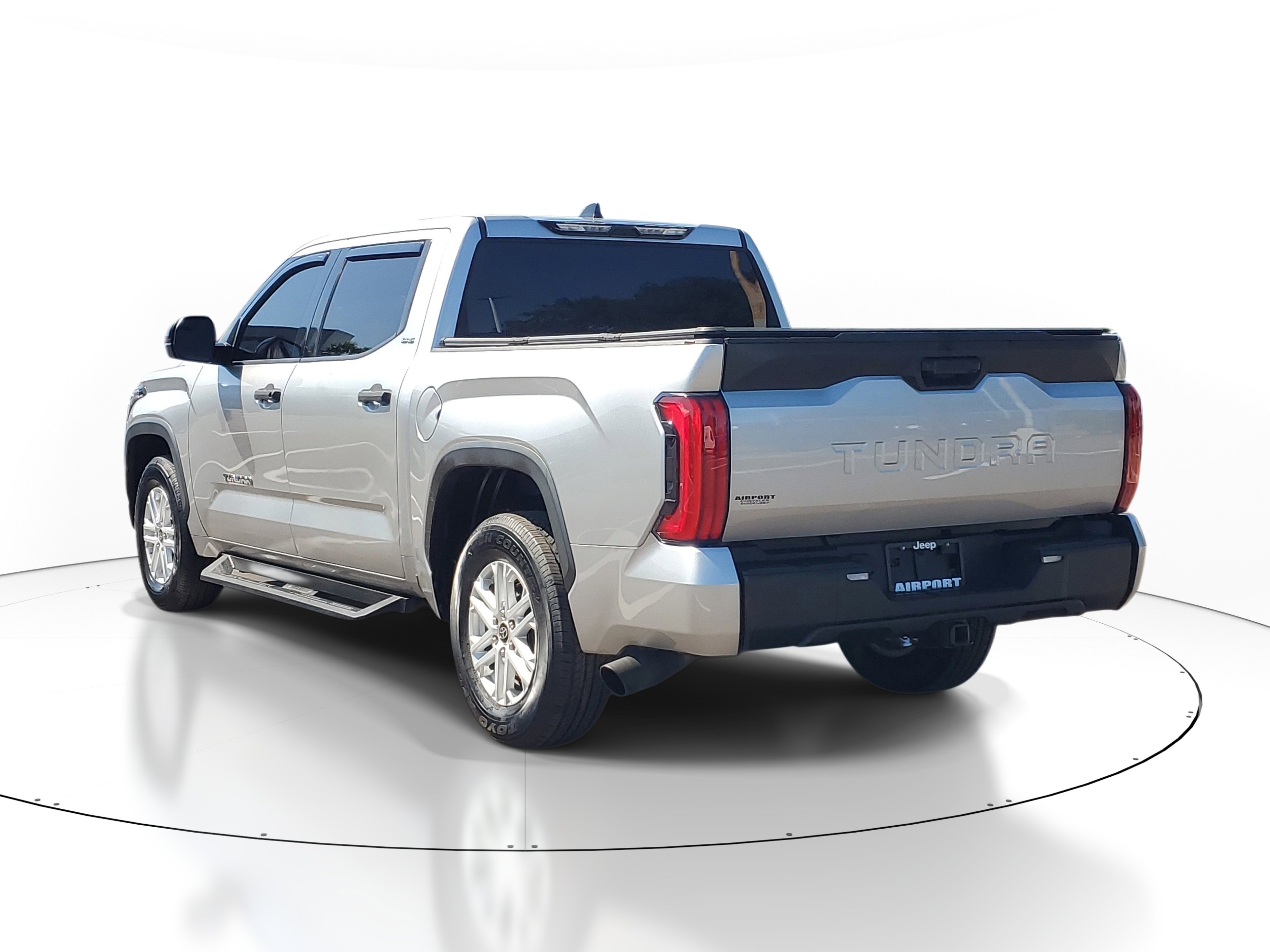 Used 2022 Toyota Tundra SR5 image 4