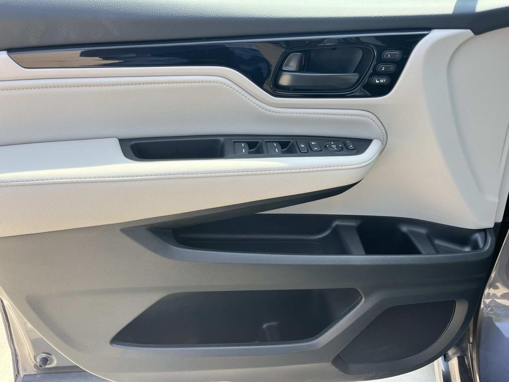 Used 2026 Honda Odyssey Touring image 32