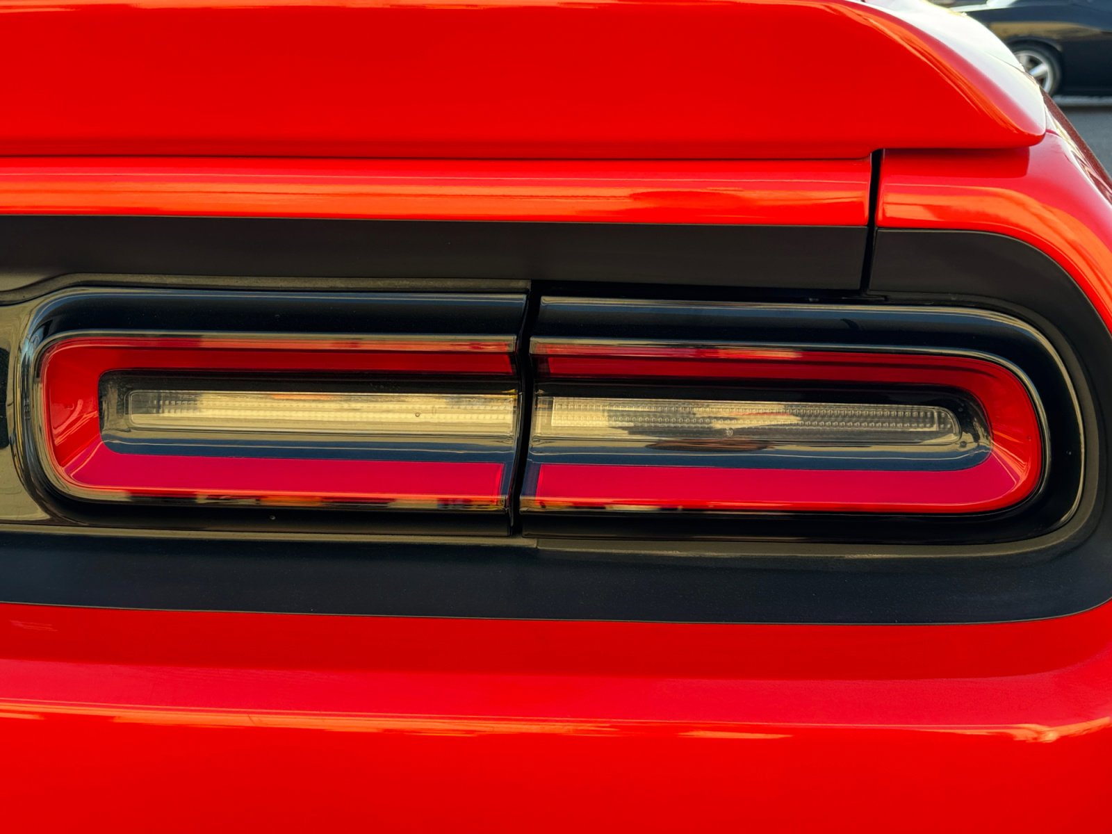 Used 2018 Dodge Challenger R/T w/ Driver Convenience Group image 27