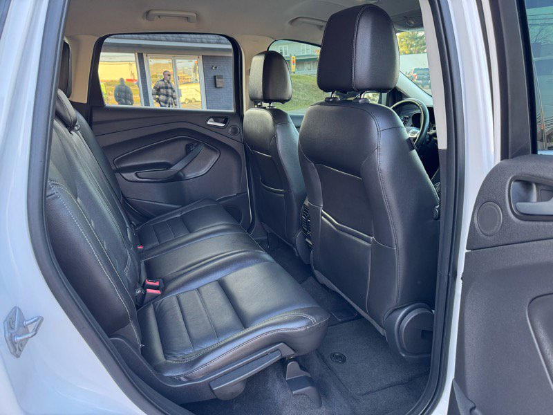 Used 2014 Ford Escape Titanium image 11