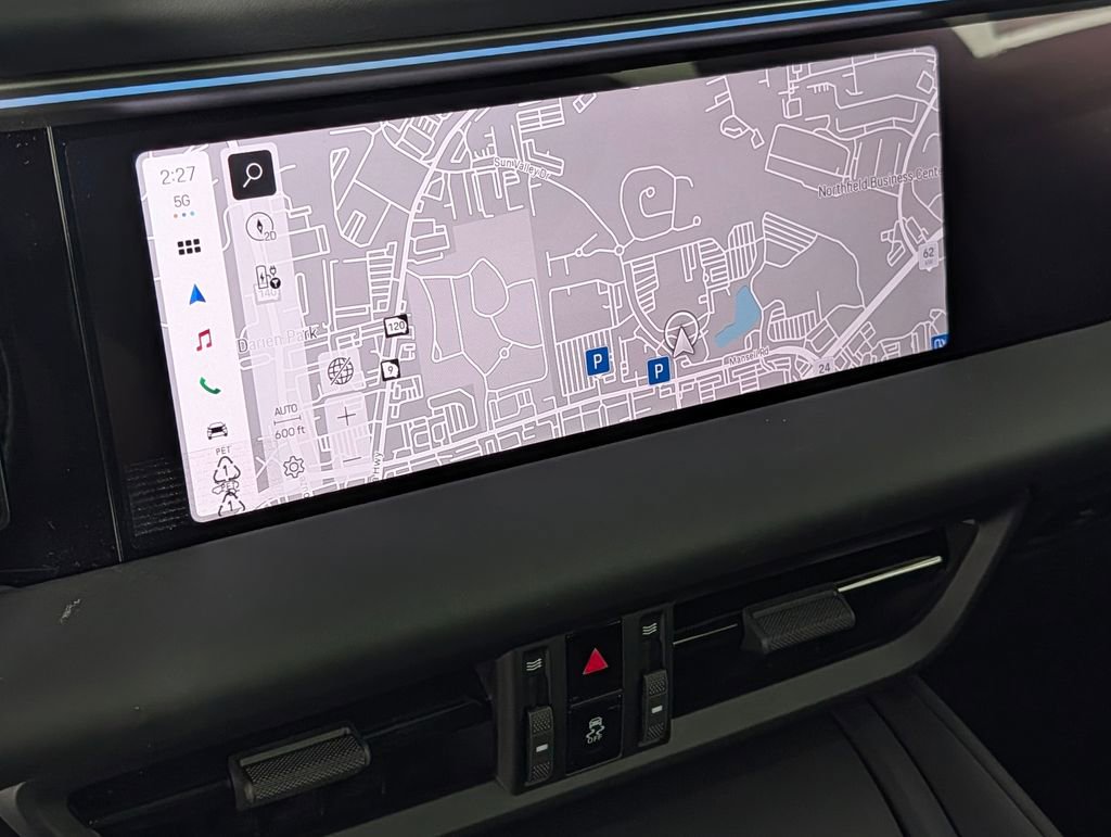New 2026 Porsche Macan 4S Electric image 31