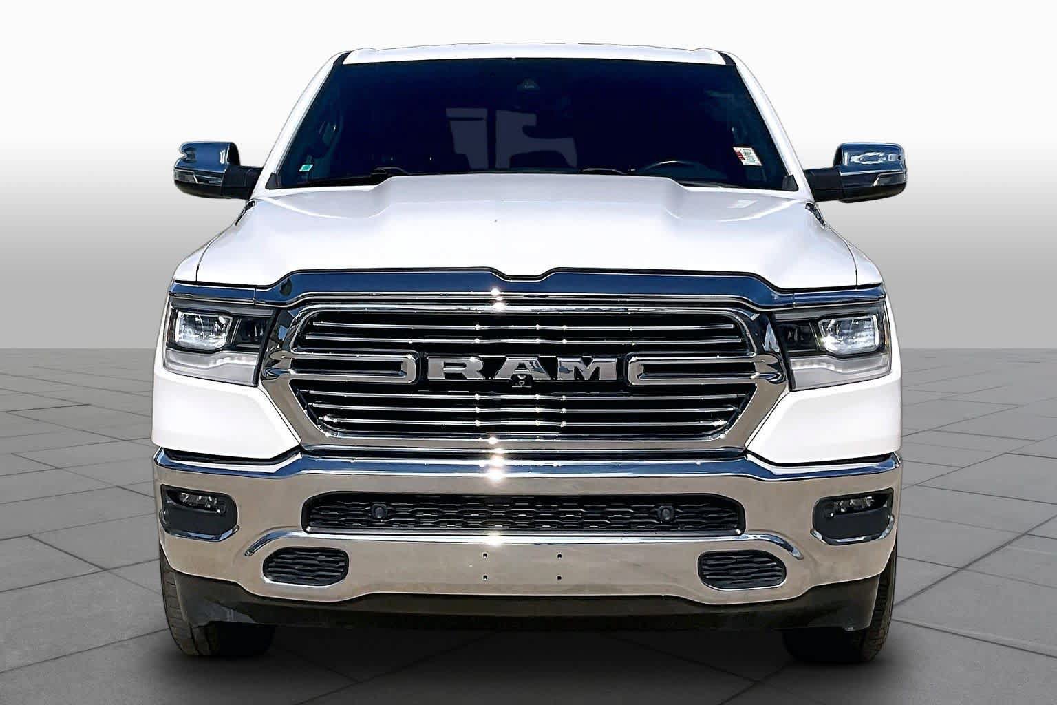 Used 2023 RAM 1500 Laramie AWD/4WD image 4