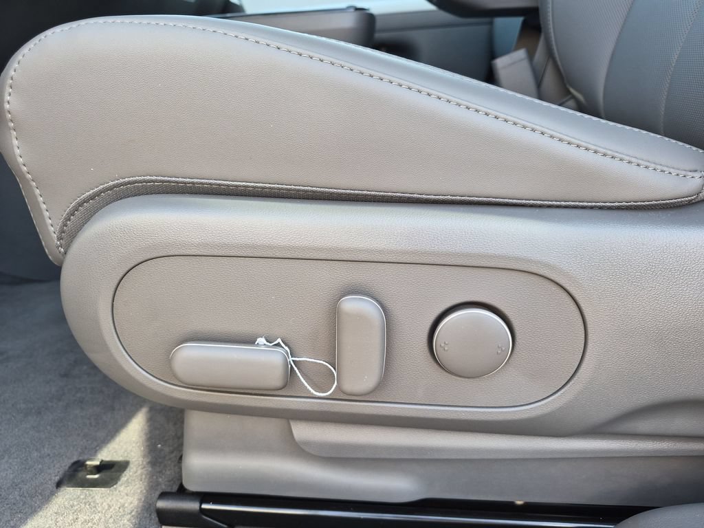 New 2026 Hyundai Ioniq 5 SEL RWD image 16