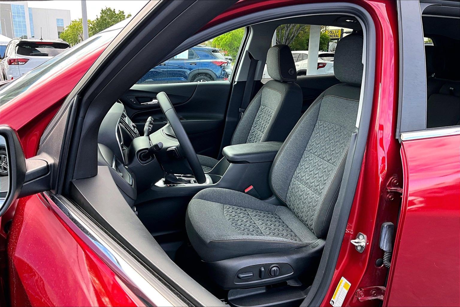 Certified 2023 Chevrolet Equinox LT FWD image 16
