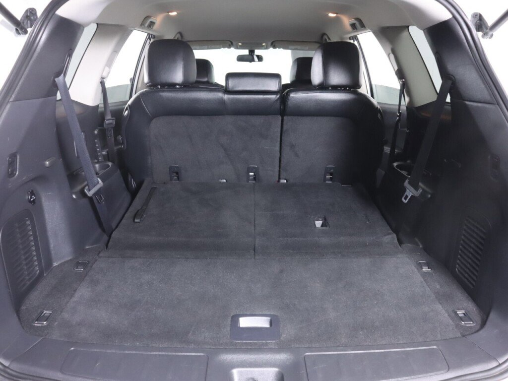 Used 2018 Nissan Pathfinder S image 35