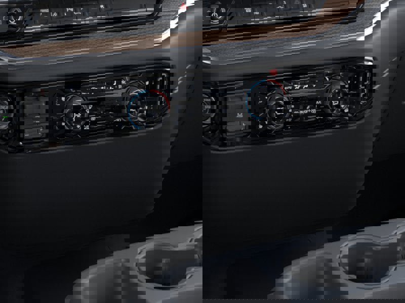 New 2024 Chevrolet Silverado 3500 LT w/ Safety Package image 23