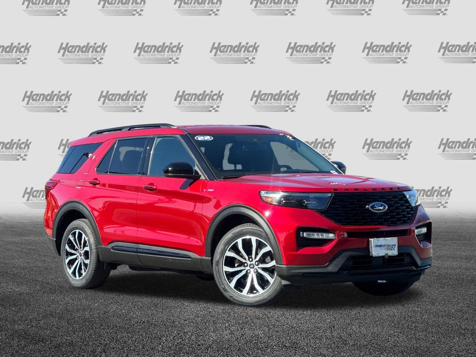 Used 2022 Ford Explorer ST-Line w/ Class IV Trailer Tow Package AWD/4WD image 2