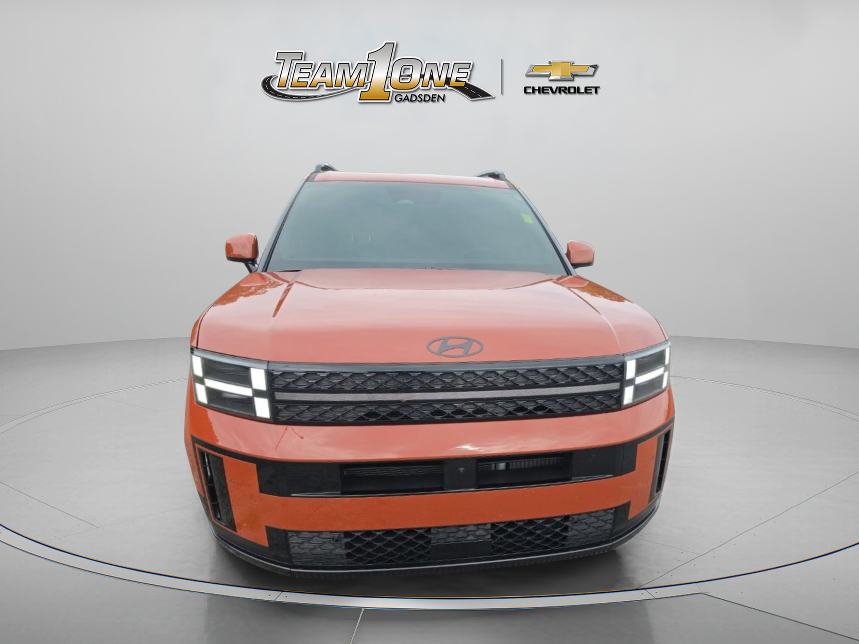 Used 2025 Hyundai Santa Fe Calligraphy FWD image 2