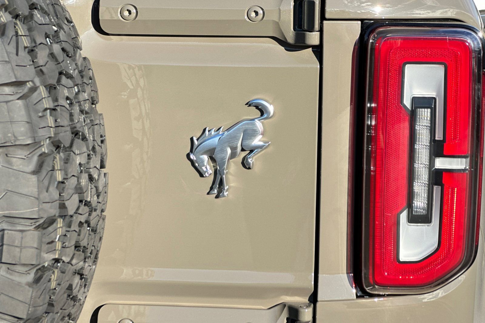 New 2025 Ford Bronco Badlands image 27