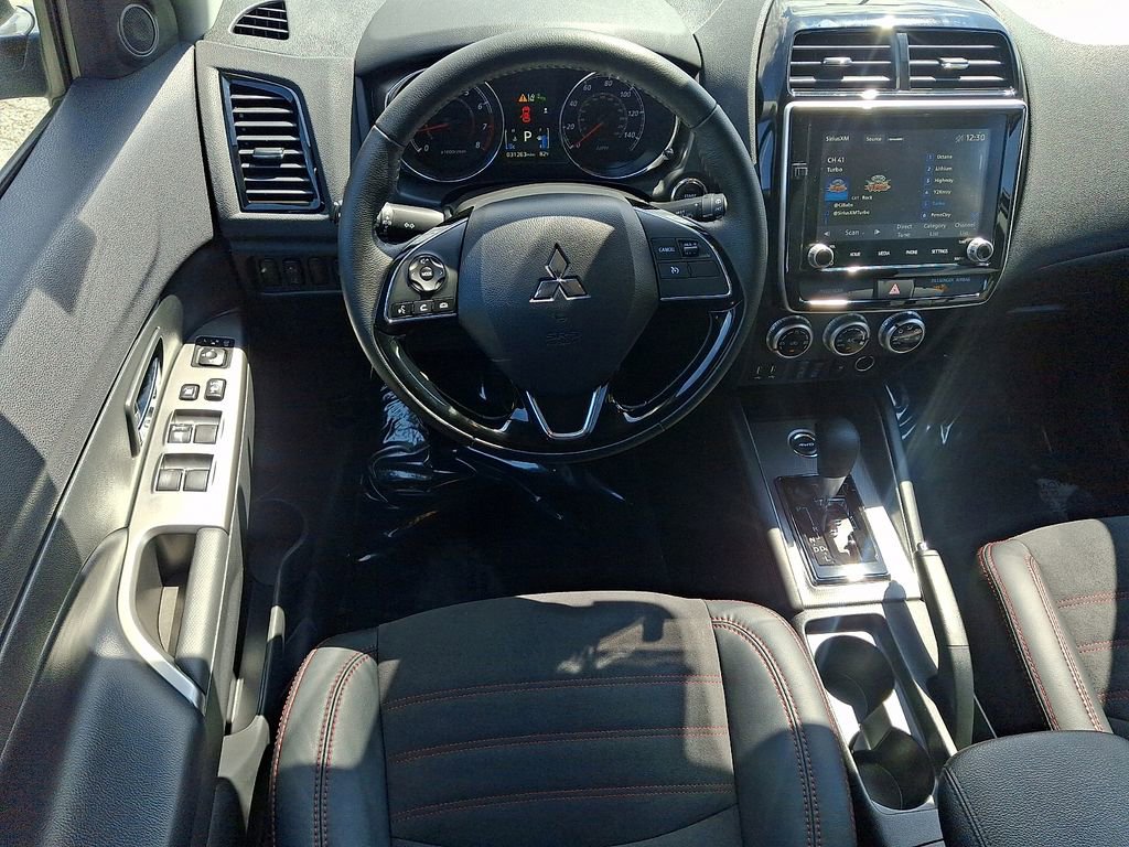Used 2023 Mitsubishi Outlander Sport ES AWD/4WD image 11