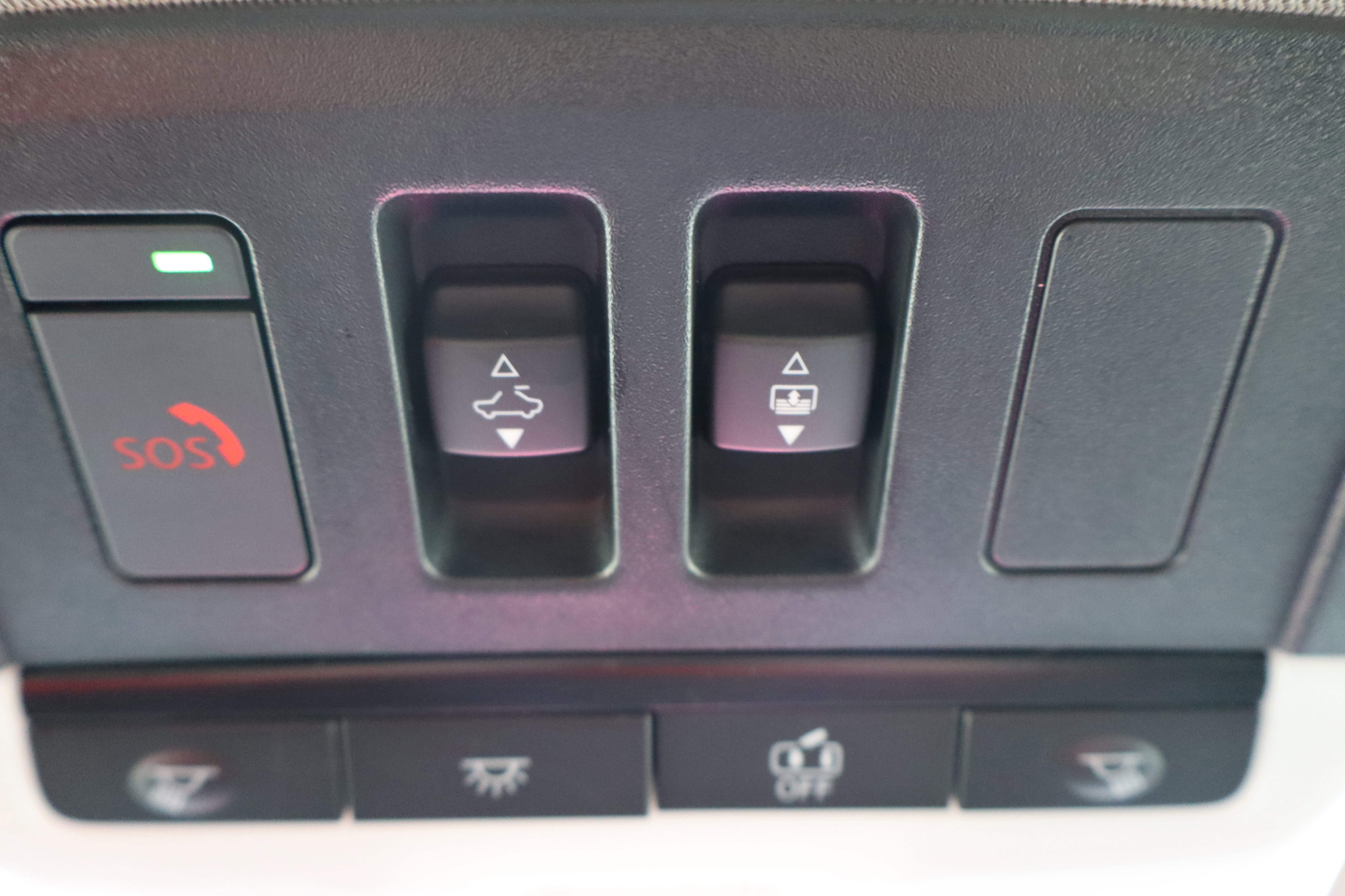 Used 2023 Nissan Rogue SL image 23