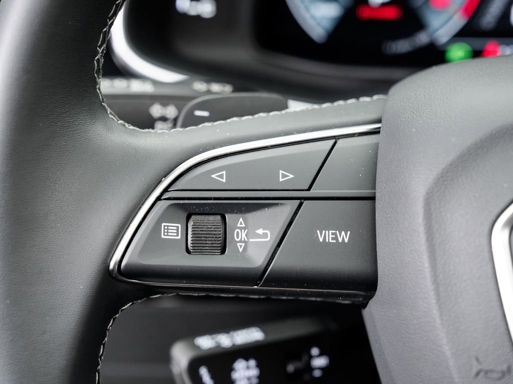 Certified 2025 Audi Q7 3.0T Premium Plus AWD/4WD image 12