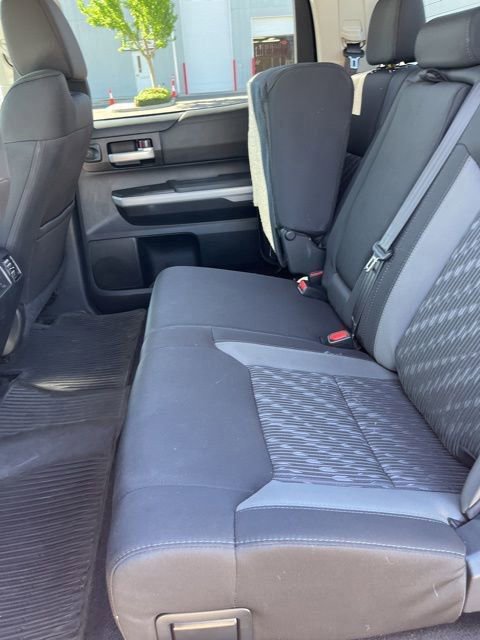 Used 2018 Toyota Tundra SR5 w/ TRD Off Road Package image 10