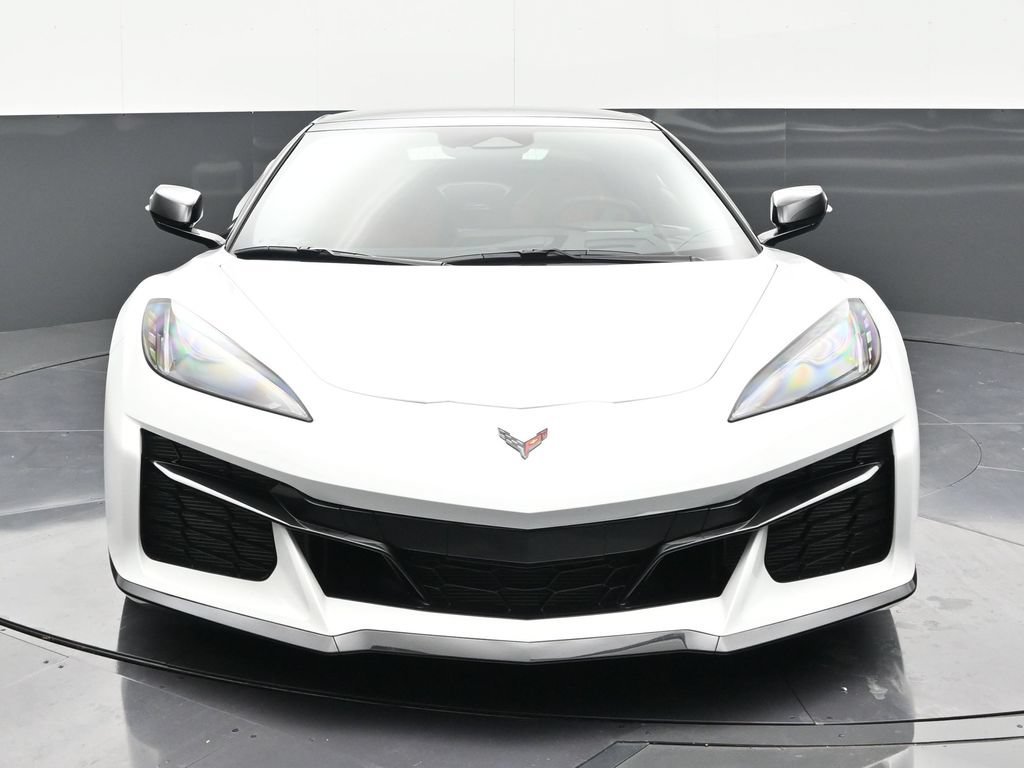 Used 2026 Chevrolet Corvette Z06 RWD image 8