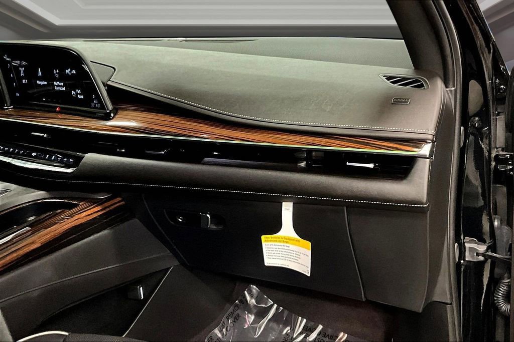 Certified 2024 Cadillac Escalade Premium Luxury image 27