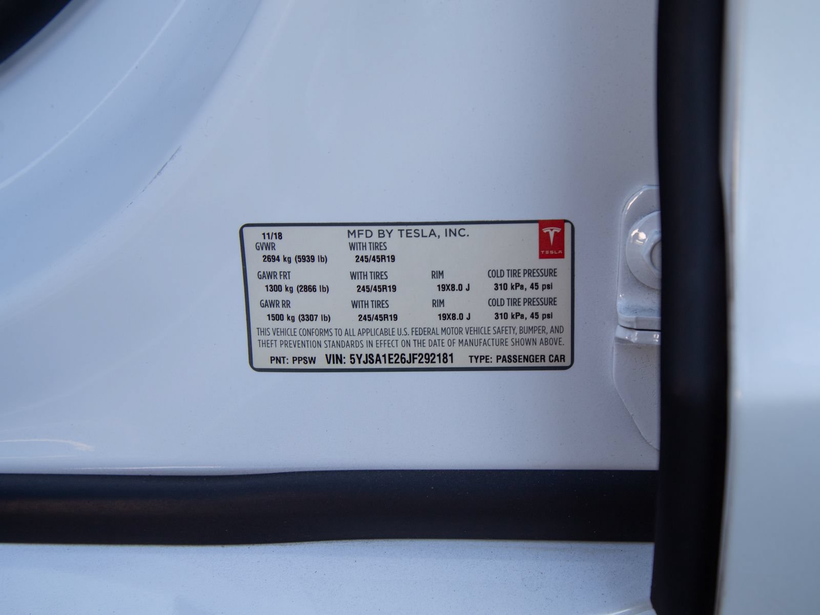 Used 2018 Tesla Model S 100D AWD/4WD image 28