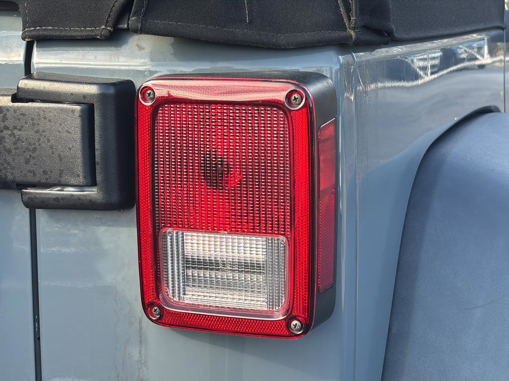 Used 2015 Jeep Wrangler Unlimited Sport w/ Quick Order Package 24S image 13