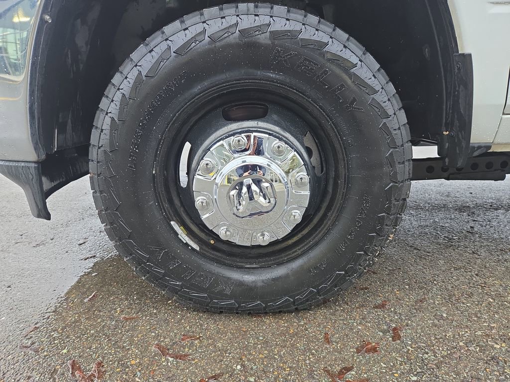 Used 2024 RAM 3500 SLT w/ Quick Order Package 2YG SLT image 10