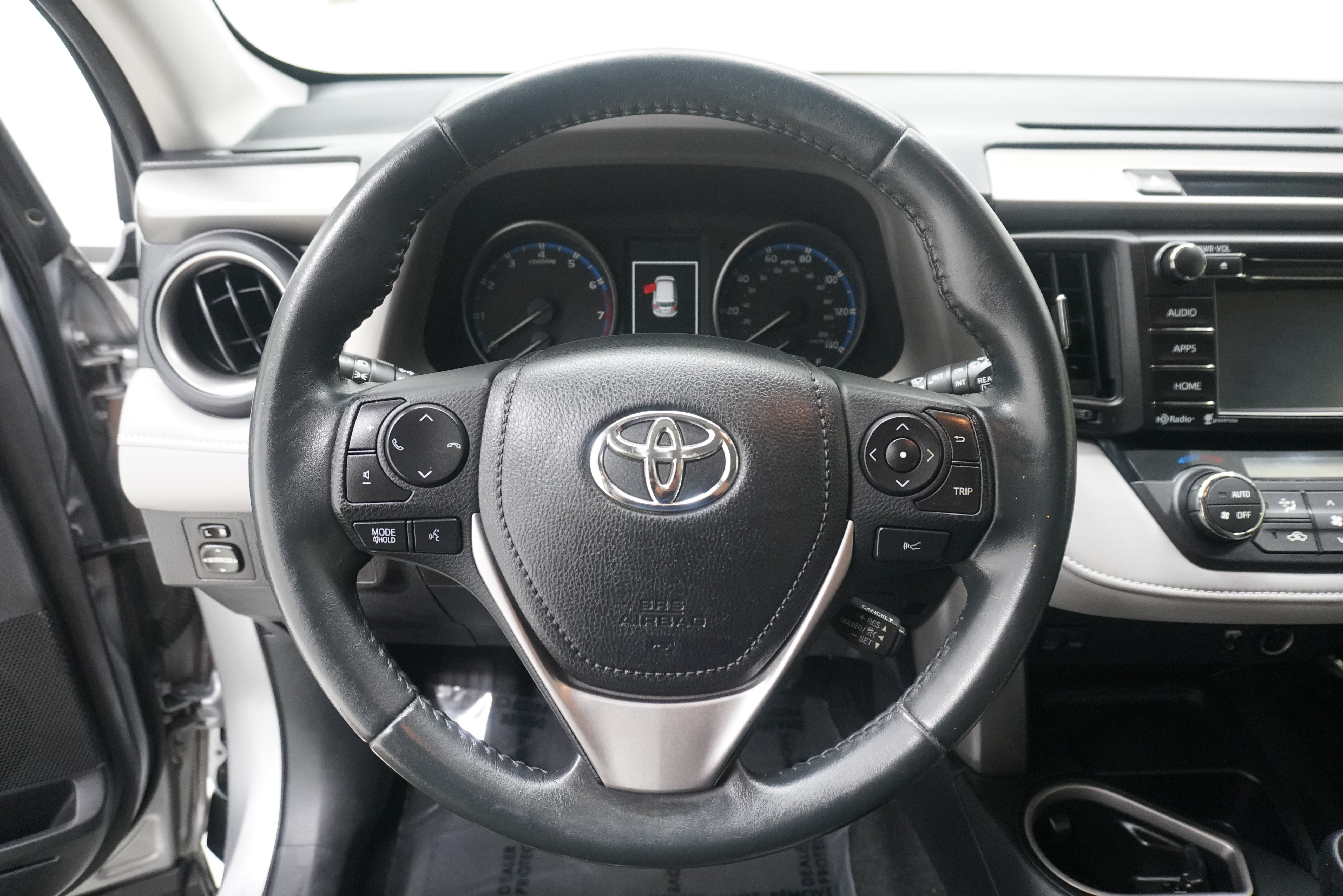 Used 2017 Toyota RAV4 XLE w/ Plus Special Value Package FWD image 15