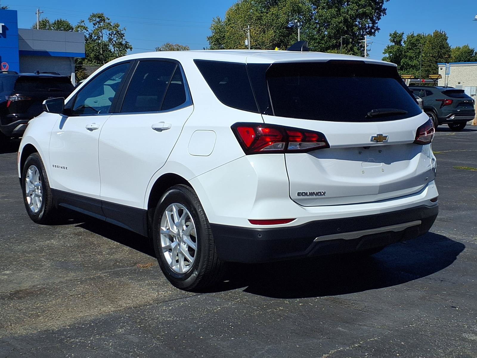 Used 2024 Chevrolet Equinox LT FWD image 20
