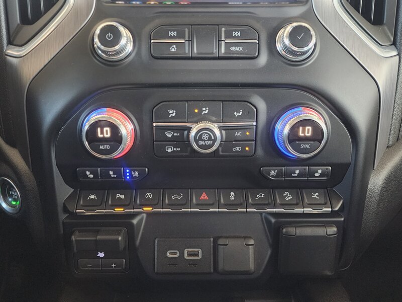 Used 2019 GMC Sierra 1500 Denali w/ Denali Ultimate Package AWD/4WD image 57
