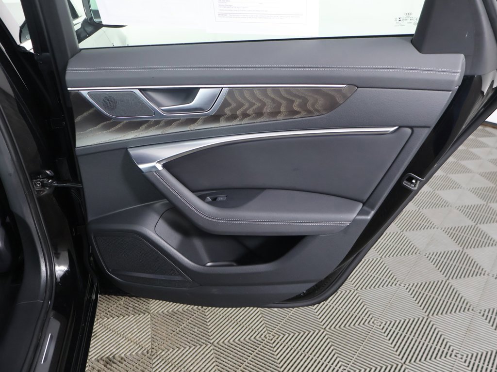 Used 2022 Audi A6 Premium Plus image 28