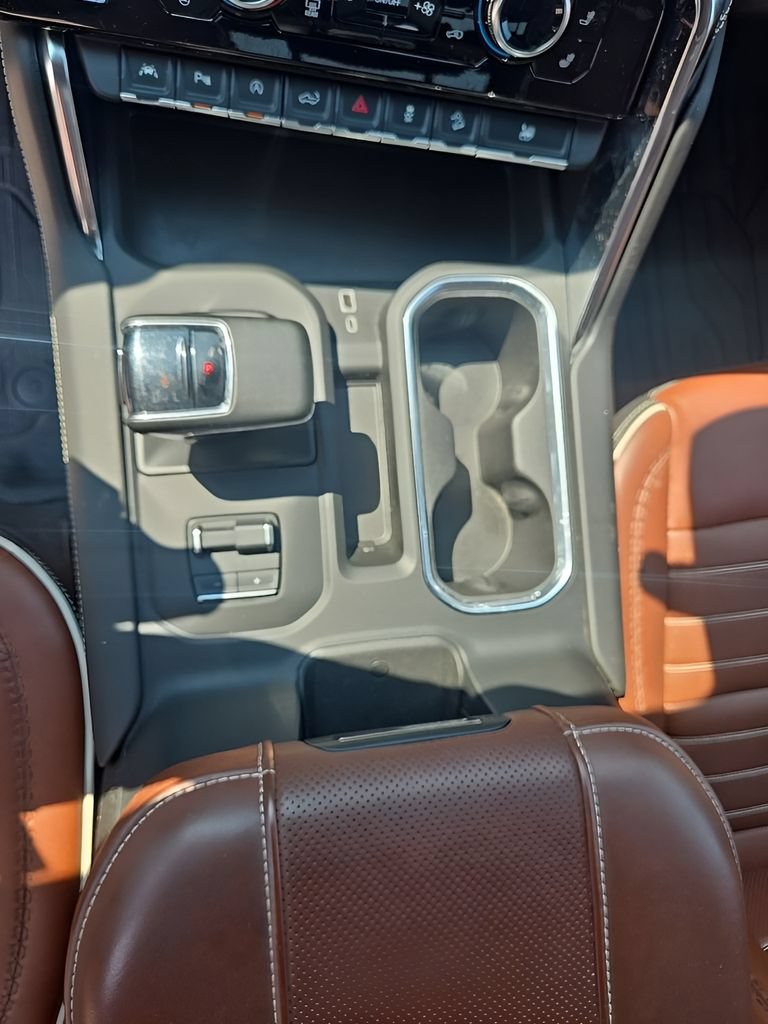 Used 2024 GMC Sierra 1500 Denali Ultimate AWD/4WD image 14