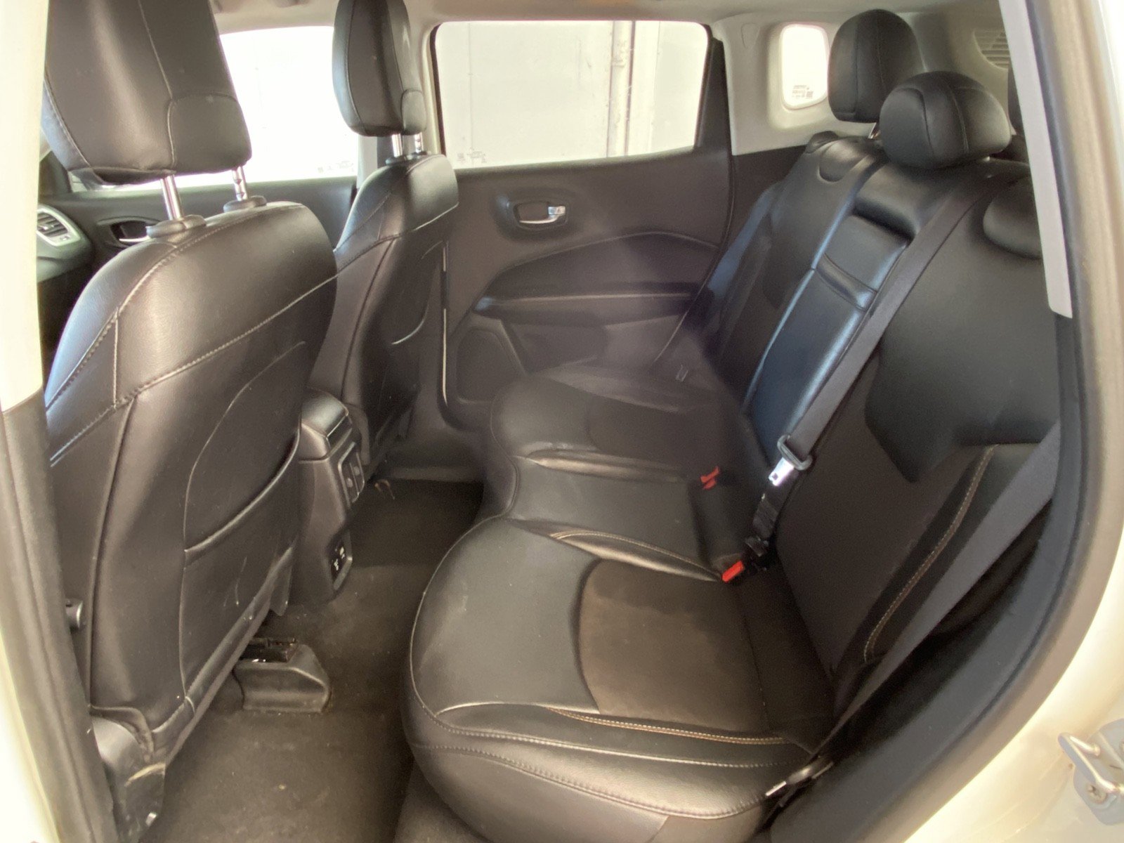 Used 2019 Jeep Compass Latitude w/ Popular Equipment Group image 14